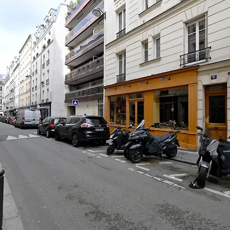 Large Modern Studio Close To The Eiffel Tower And Highlights Apartman