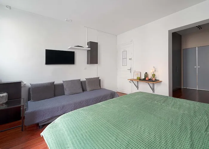 Large Modern Studio Close To The Eiffel Tower And Highlights Paříž